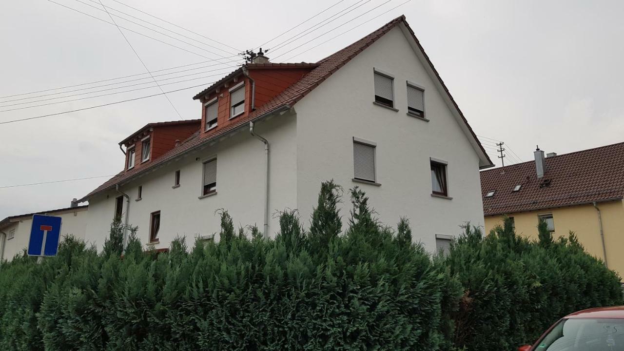 Outletcity Ferienwohnung Apartment 2 Metzingen  Kültér fotó