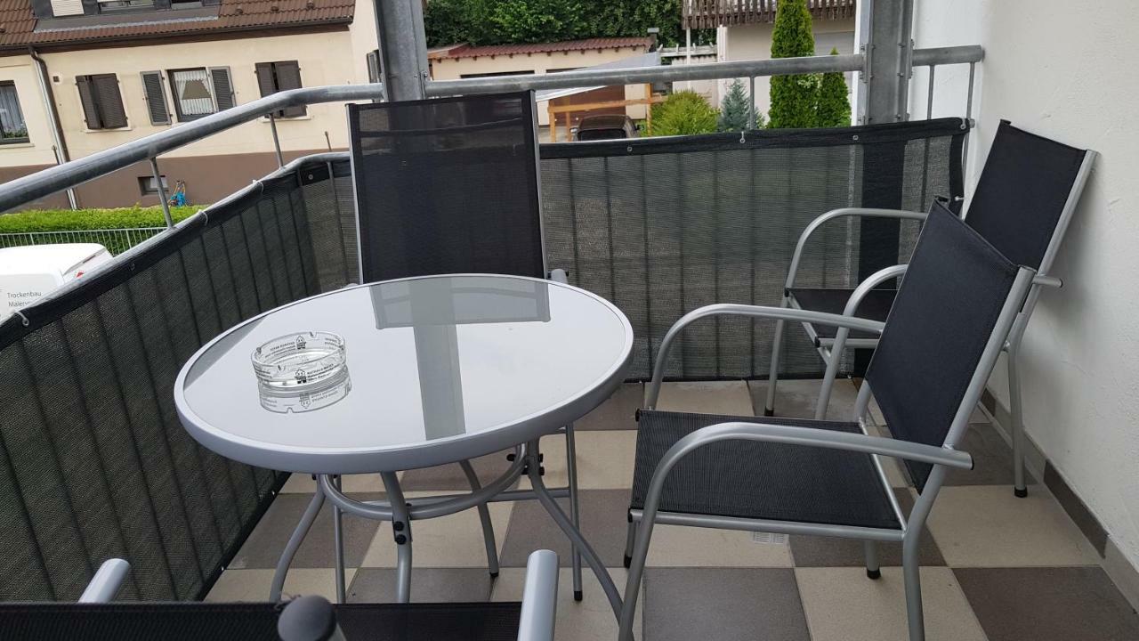Outletcity Ferienwohnung Apartment 2 Metzingen  Kültér fotó